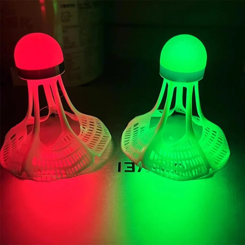 Glow-In-The-Dark Windproof Bad - Badminton Nylon Shuttlecock 评论和价格