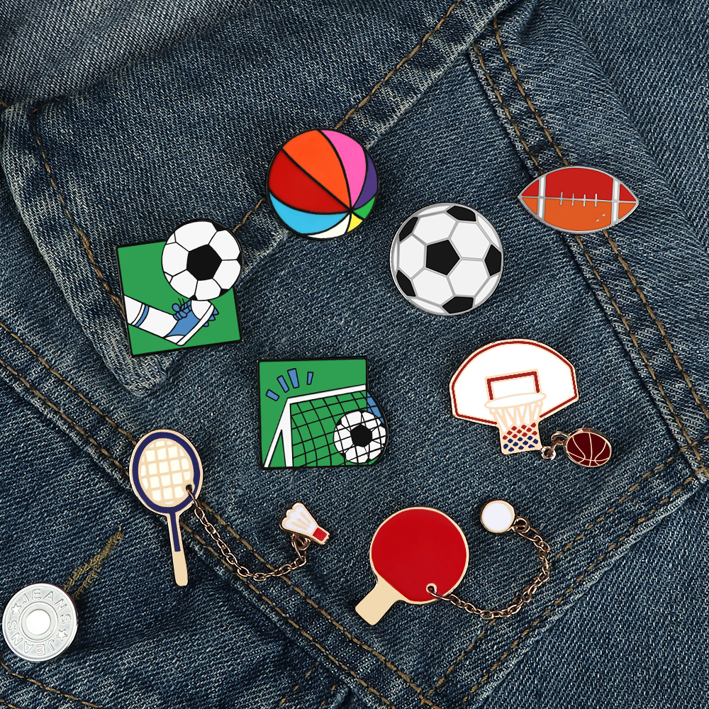 Fashion Sports Ball Lapel Pin  - Badminton Icon 评论和价格